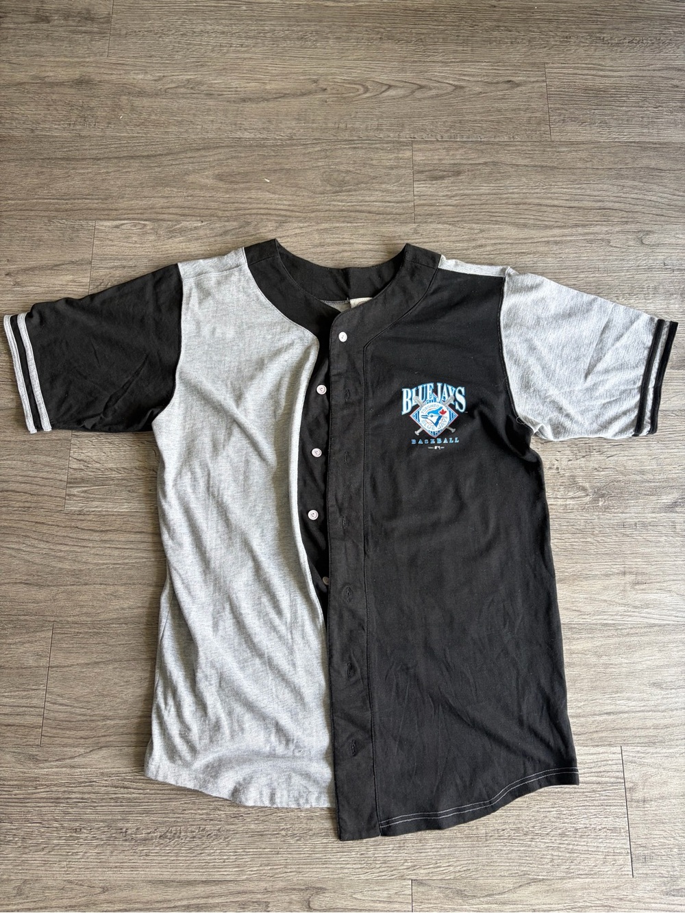 Vintage 1995 blue jay  Two-Tone Button Baseball Tee - Black & Gray